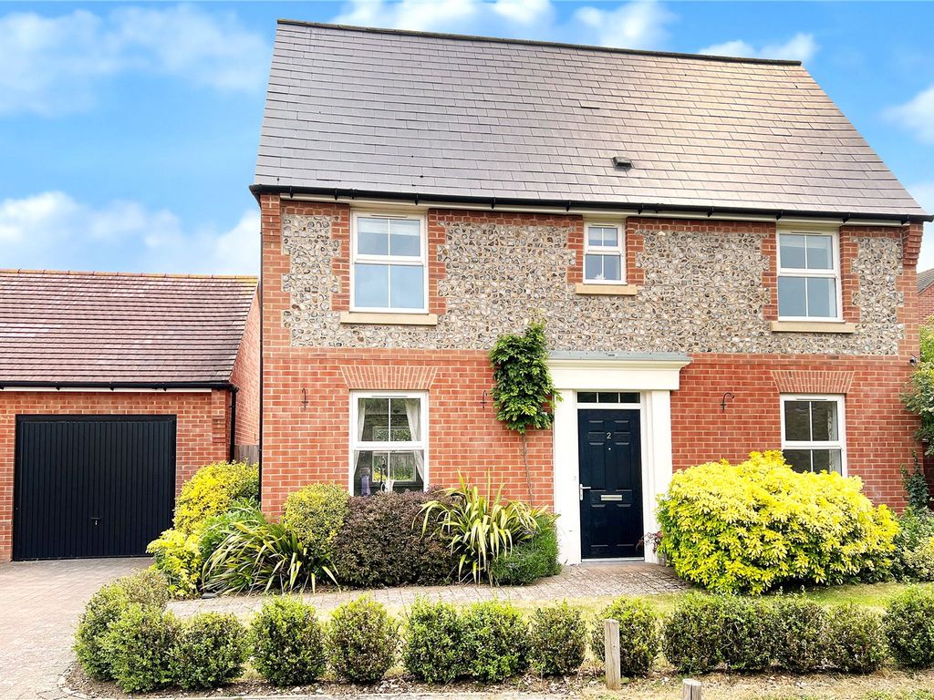 3 bed detached house for sale in Alexander Avenue, Swanbourne Park