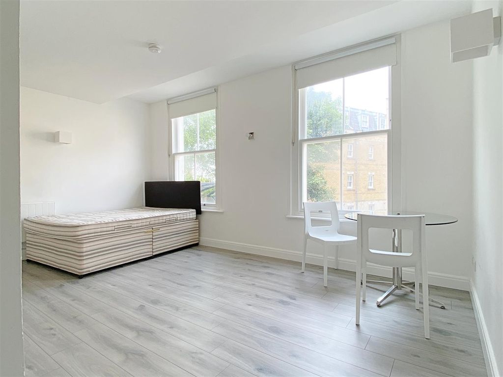 Studio to rent in Buckingham Place, Brighton BN1 Zoopla