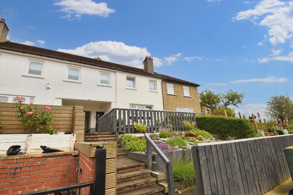 3 bed terraced house for sale in Drumcross Road, Pollok, Glasgow G53, £