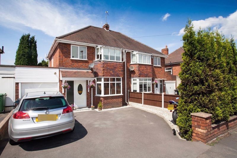 3 bed semidetached house for sale in Tansey Green Road,