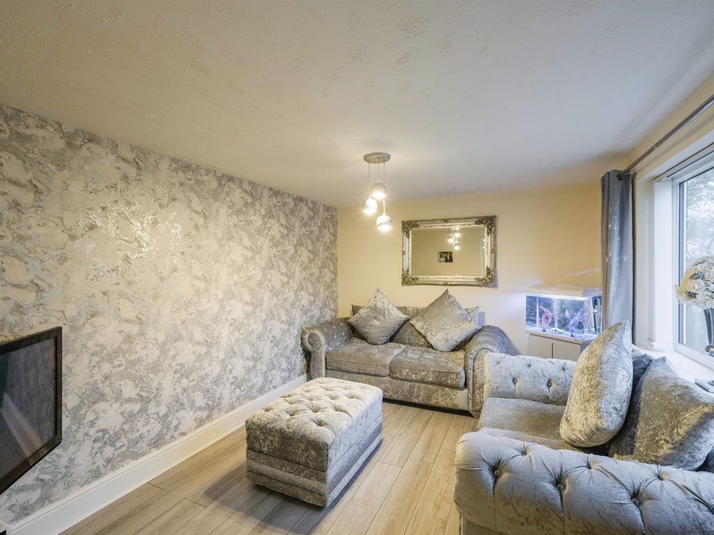 4 bed town house for sale in Broomhill, Denaby Main, Doncaster DN12