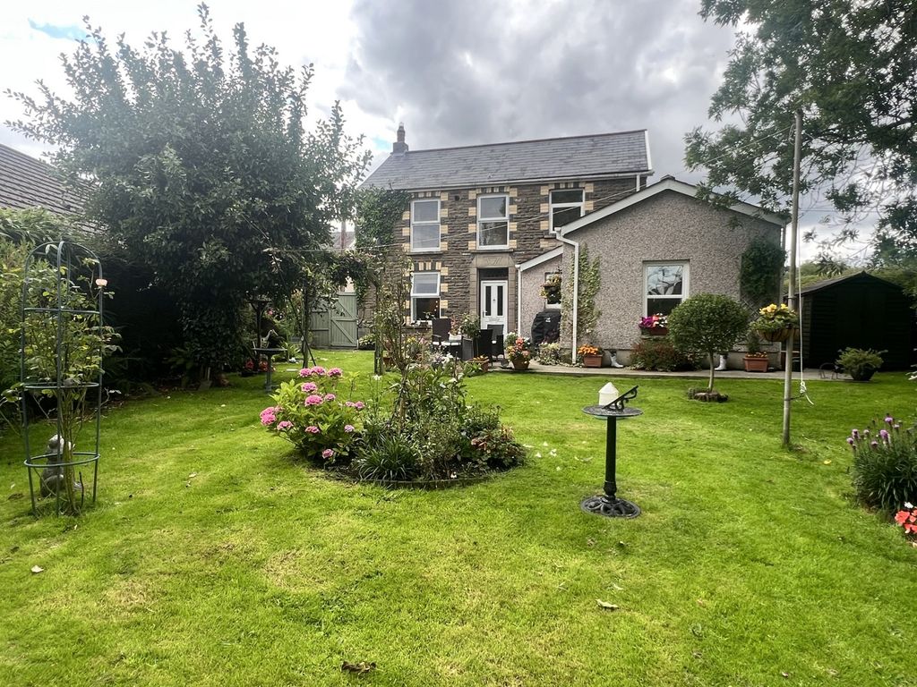 3 bed detached house for sale in Cefn Road, Gwaun Cae Gurwen, Ammanford