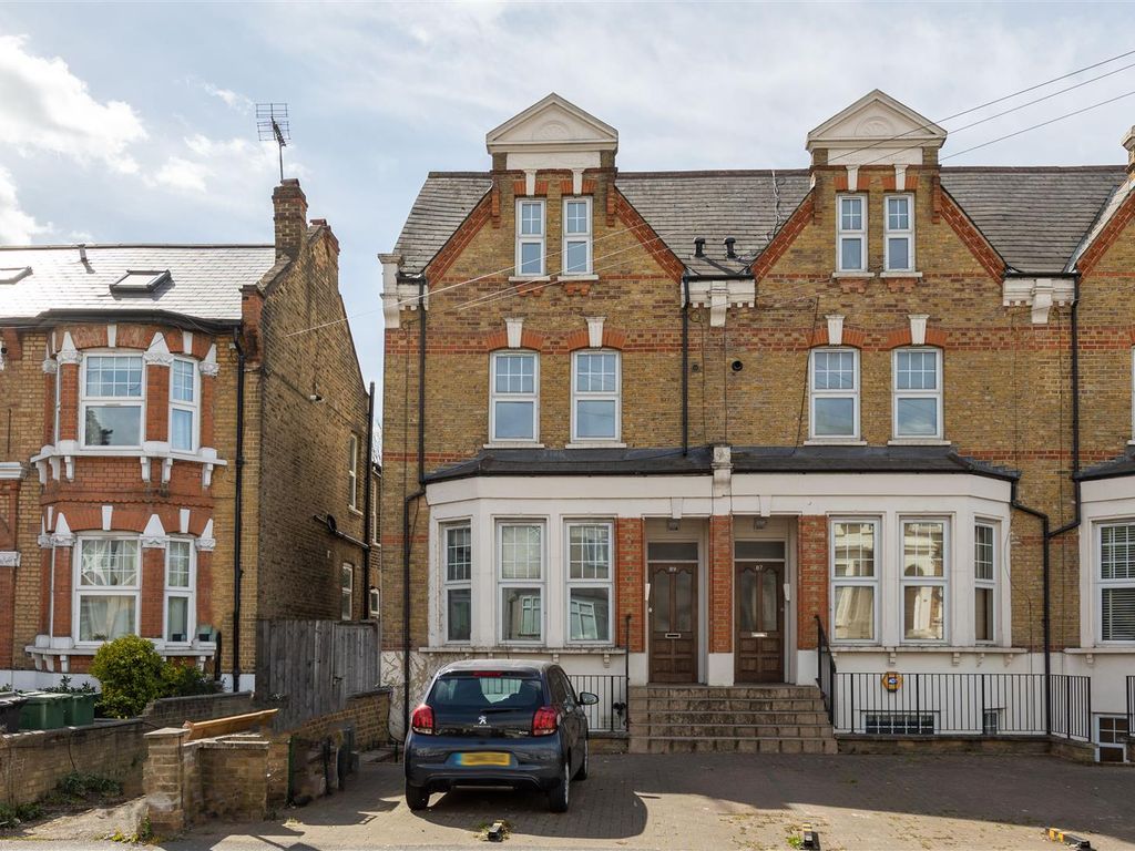 2 bed flat for sale in Fairlop Road, London E11, £425,000 Zoopla