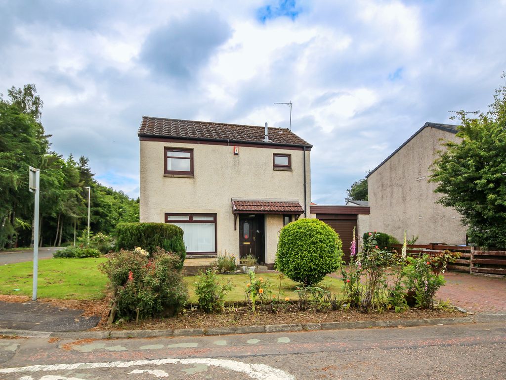 3 bed detached house to rent in Millfield, Livingston Village, West