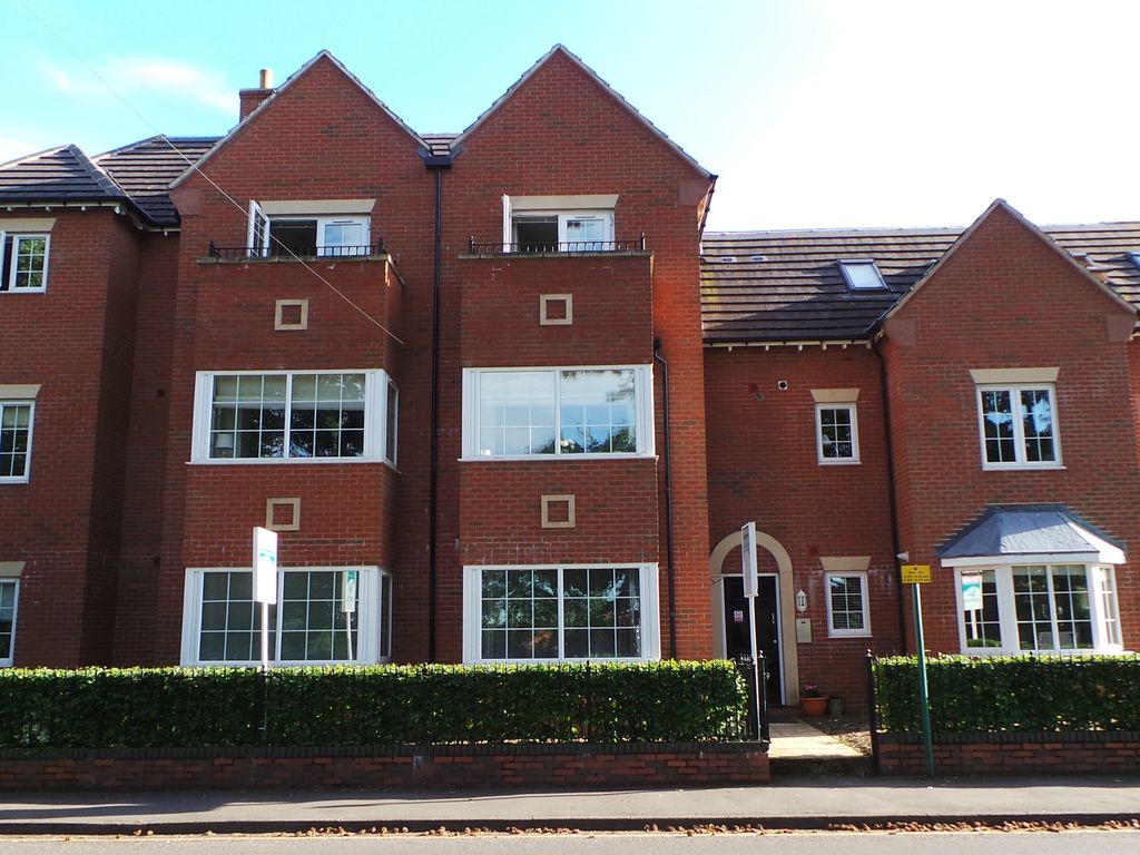 1 bed flat to rent in Fowgay Hall, Solihull B91 Zoopla