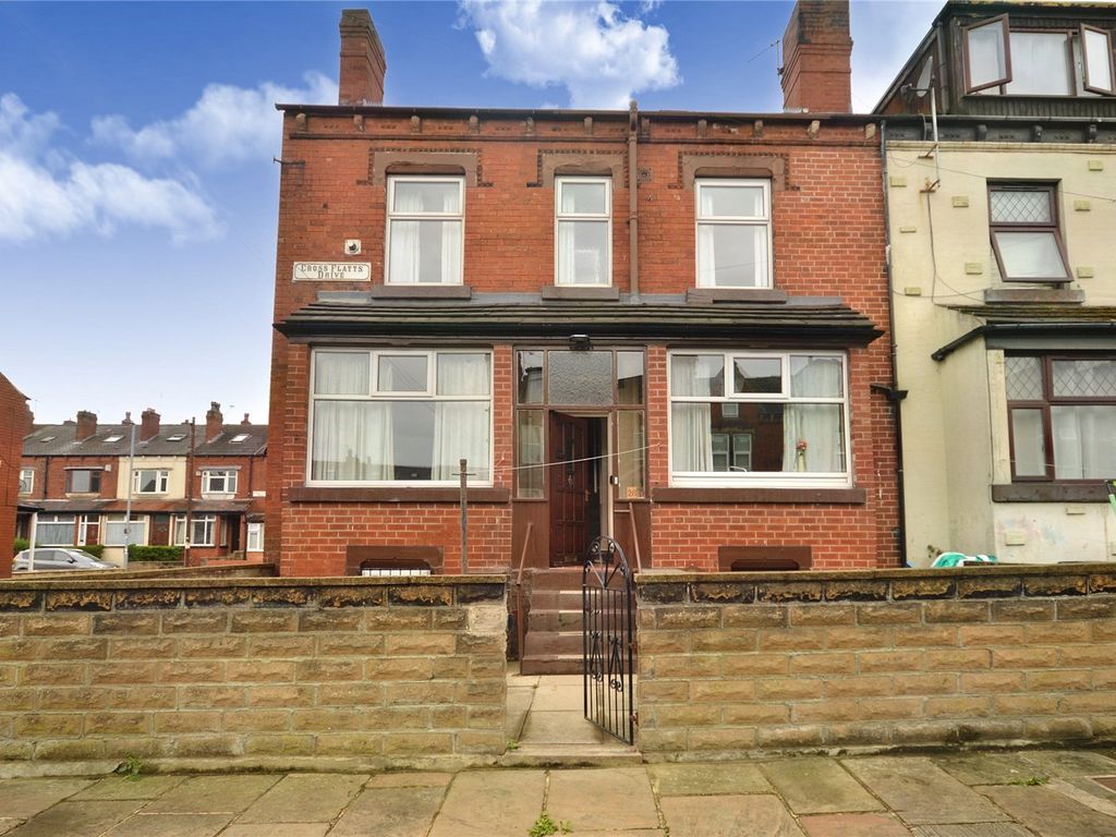 4 bed terraced house for sale in Cross Flatts Drive, Leeds, West