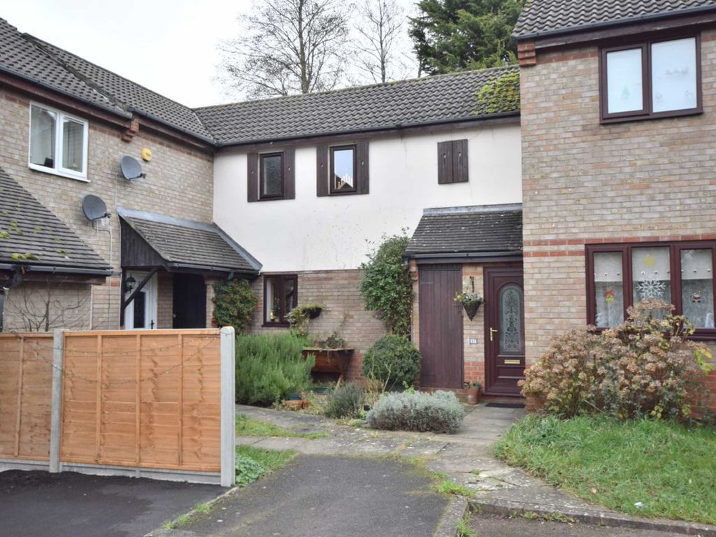 2 bed terraced house to rent in Foxglove Close, Abbeymead, Gloucester