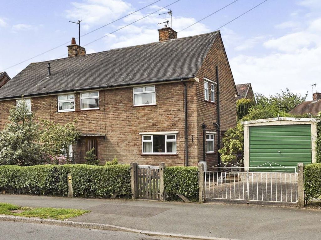 3 bed semidetached house for sale in Valley Road, Shirebrook
