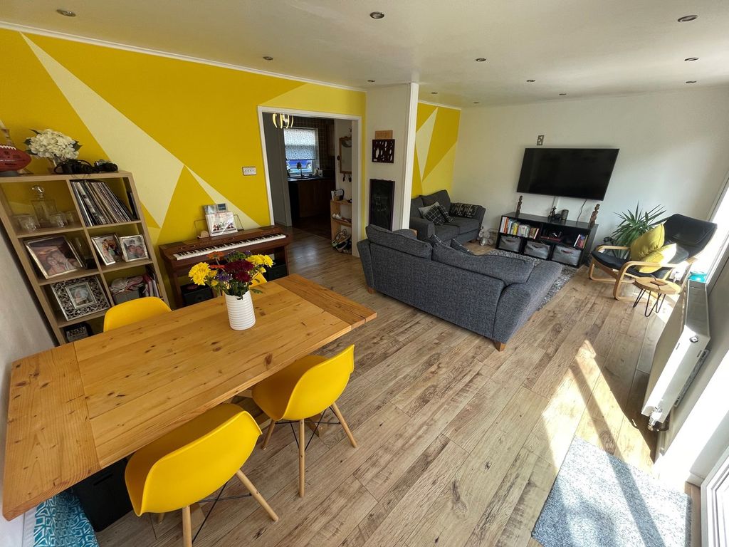 3 bed end terrace house for sale in Great Heath, Hatfield AL10 Zoopla