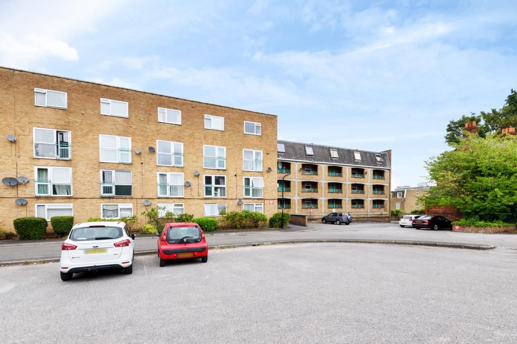 Studio to rent in The Danes, Basingstoke RG21 Zoopla