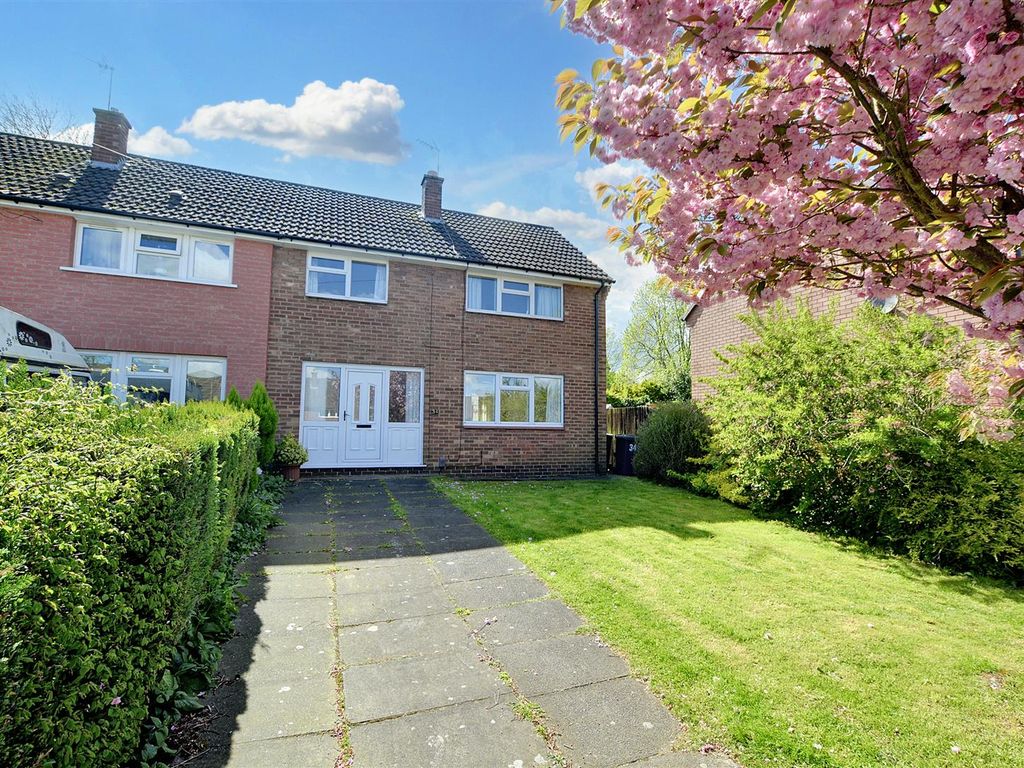3 bed end terrace house for sale in Hanley Avenue, Bramcote, Nottingham
