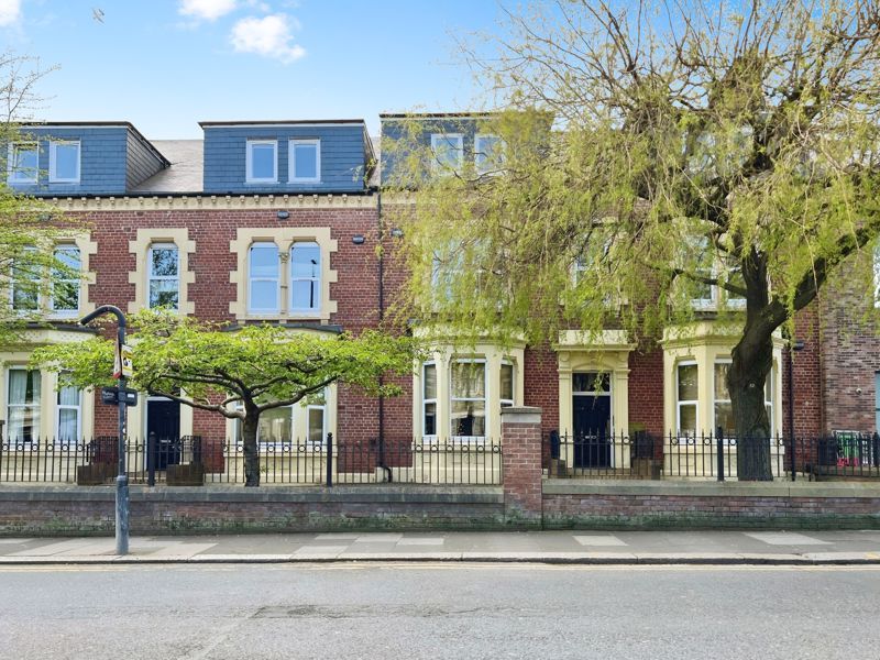 2 bed flat for sale in Osborne Road, Jesmond, Newcastle Upon Tyne NE2