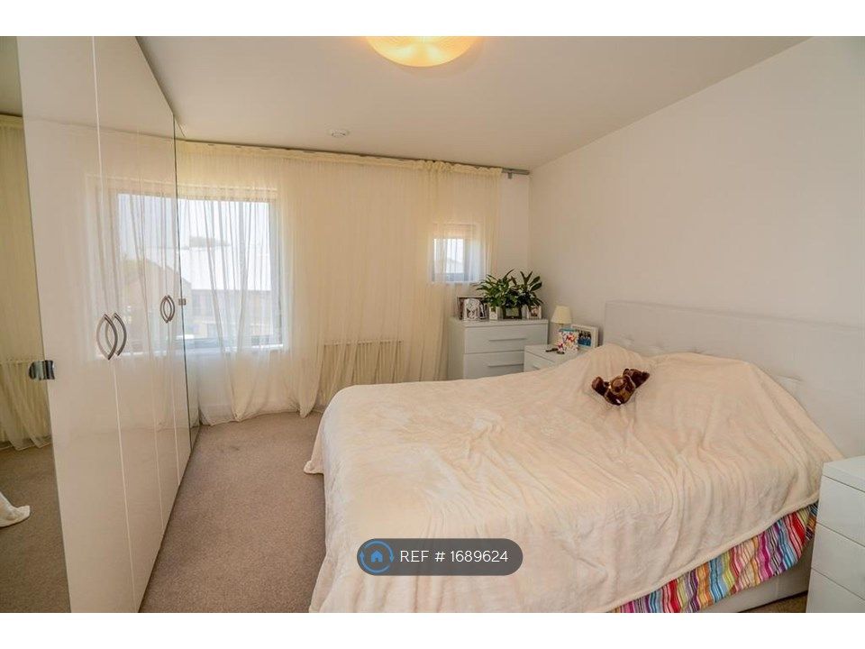 Room to rent in The Serpentine, Aylesbury HP19 Zoopla