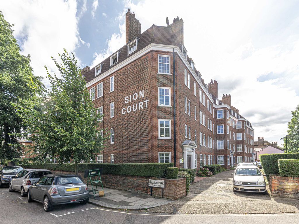 2 bed flat for sale in Sion Road, Twickenham TW1, £435,000 Zoopla