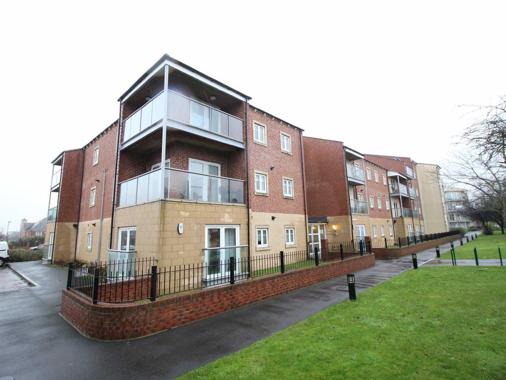 2 bed flat for sale in Manor Park, High Heaton, Newcastle Upon Tyne NE7, £150,000 Zoopla