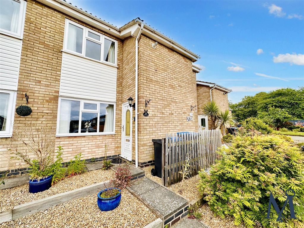 2 bed town house for sale in Deacon Avenue, Barlestone, Nuneaton CV13