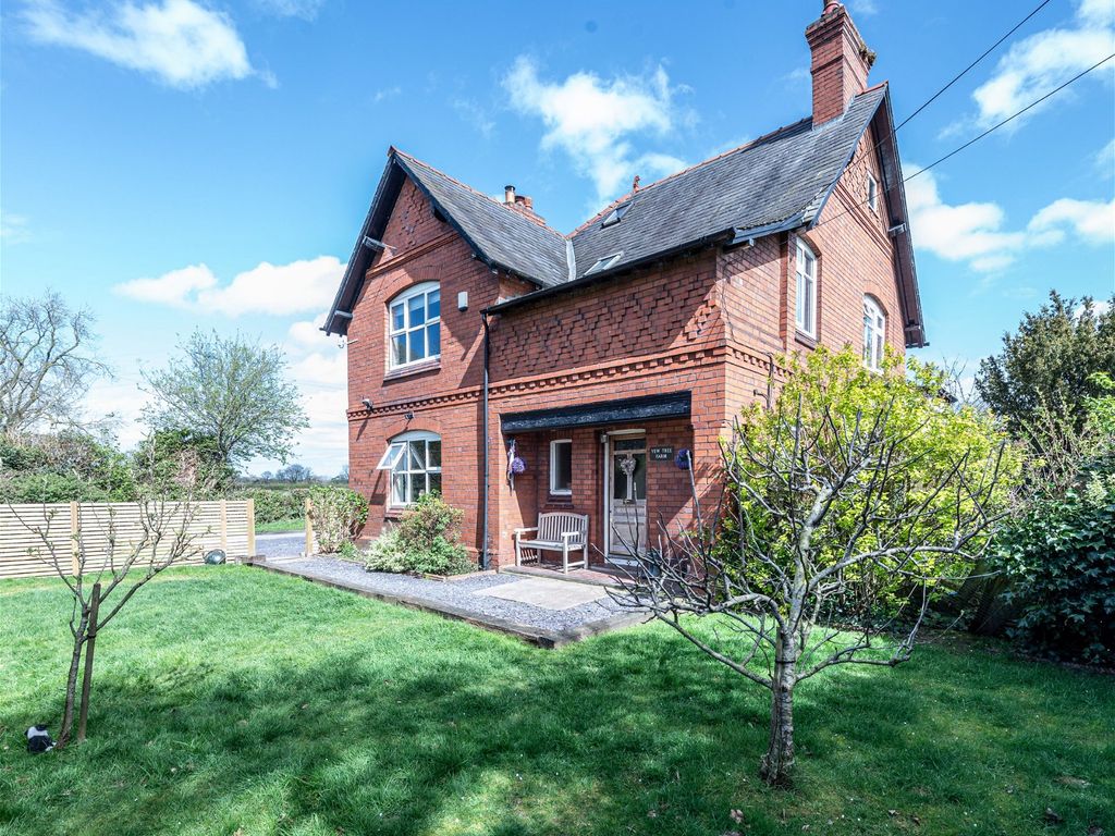 5 bed detached house for sale in Liverpool Road, Neston CH64, £900,000