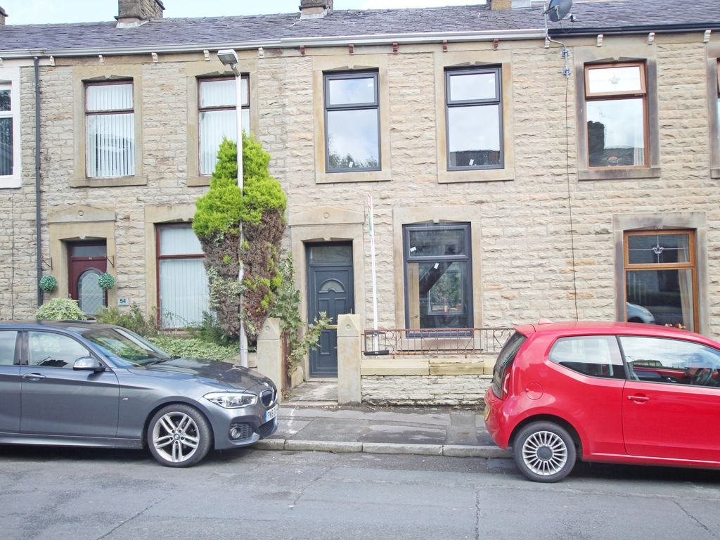 3 bed terraced house to rent in Parker Street, Rishton, Blackburn BB1