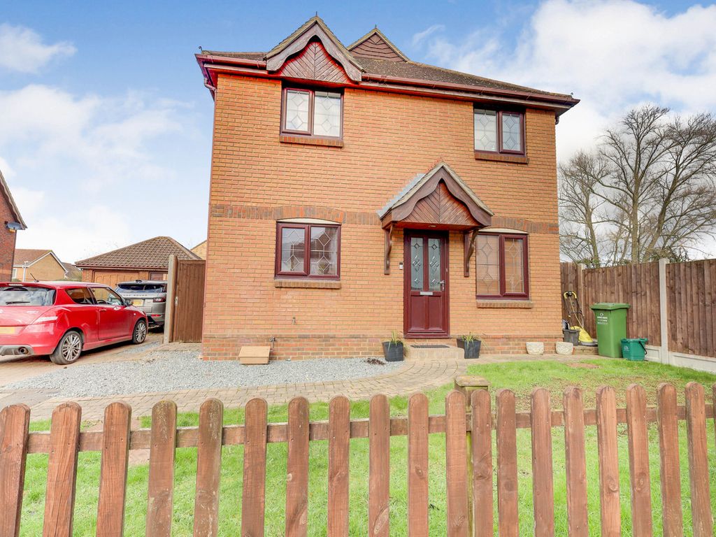 4 bed detached house for sale in Nicholson Grove, Wickford SS12 Zoopla
