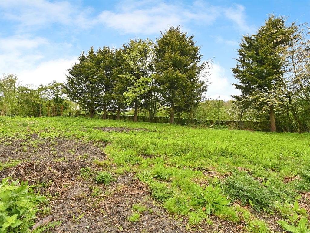 Land for sale in Halesworth Road, Linstead, Halesworth IP19, £150,000