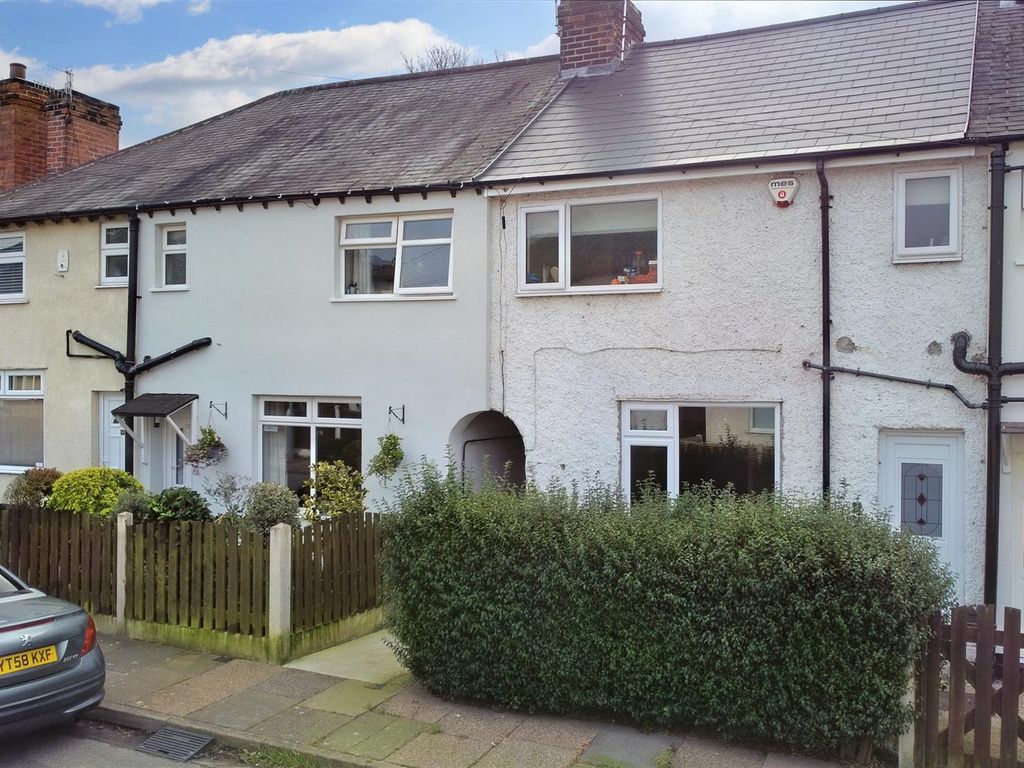 3 bed terraced house for sale in Thorpe Close, Stapleford, Nottingham