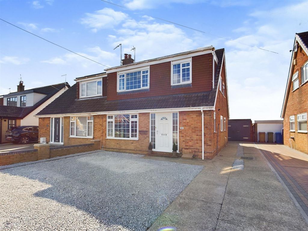 3 bed semidetached house for sale in Cawood Crescent, Skirlaugh, Hull