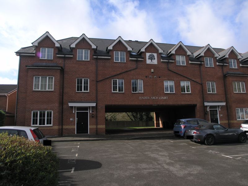 2 bed flat for sale in Haden Hill Road, Halesowen B63, £130,000 Zoopla