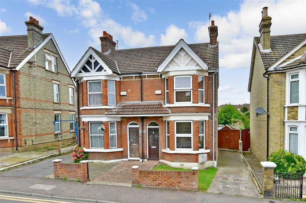 2 bed semidetached house for sale in Malling Road, Snodland, Kent ME6