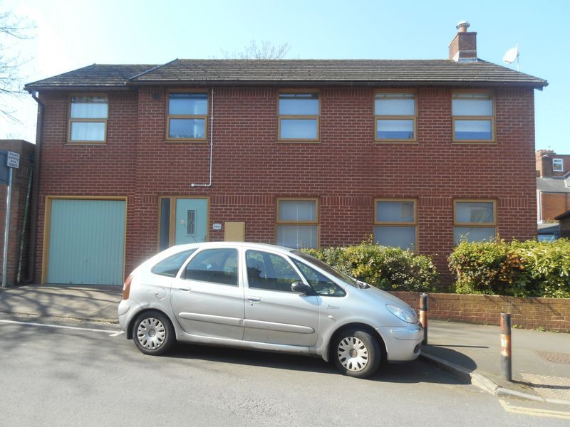 1 bed property to rent in Goldsmith Street, Heavitree, Exeter EX1, £650