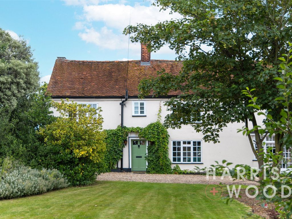 4 bed detached house for sale in London Road, Little Clacton, Clacton