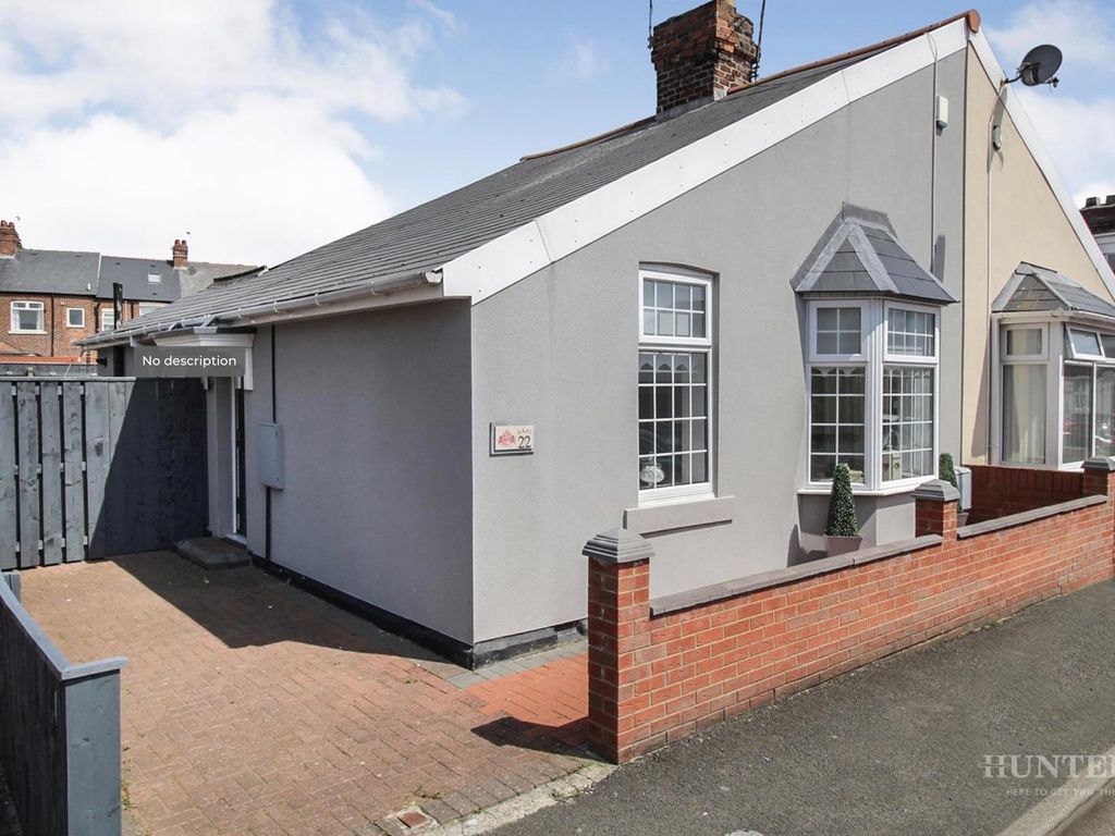 2 bed bungalow for sale in Laburnum Road, Fulwell, Sunderland SR6 Zoopla