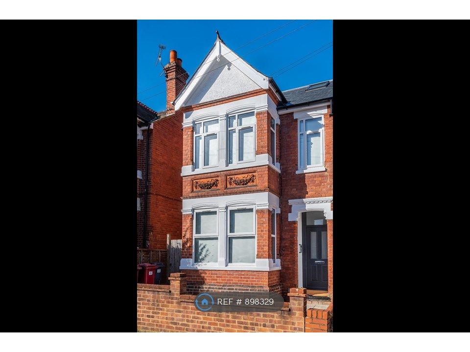 Room to rent in Lorne Street, Reading RG1 Zoopla