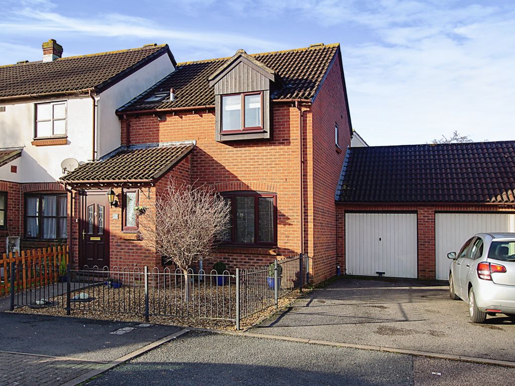 3 bed detached house for sale in Winsbury Way, Bradley Stoke, Bristol