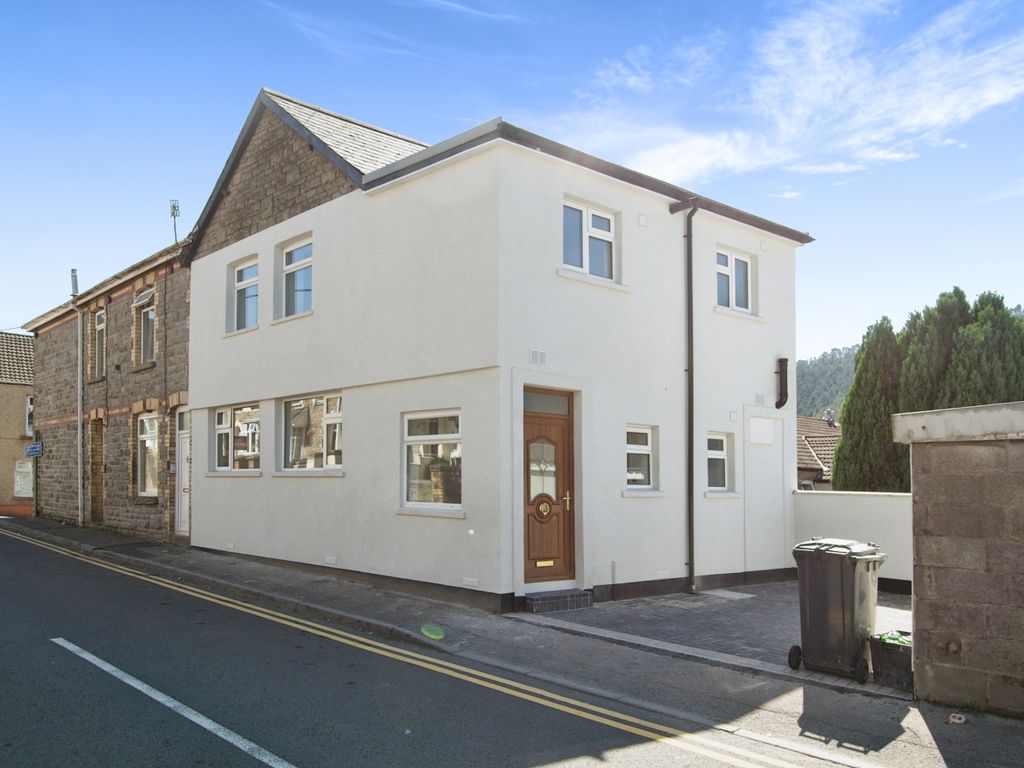 3 bed semidetached house for sale in Gladstone Street, Abertillery NP13, £140,000 Zoopla