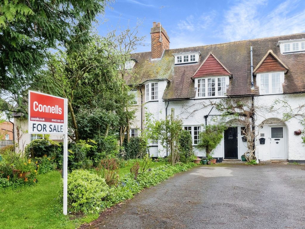 3 bed terraced house for sale in Norton Way South, Letchworth Garden