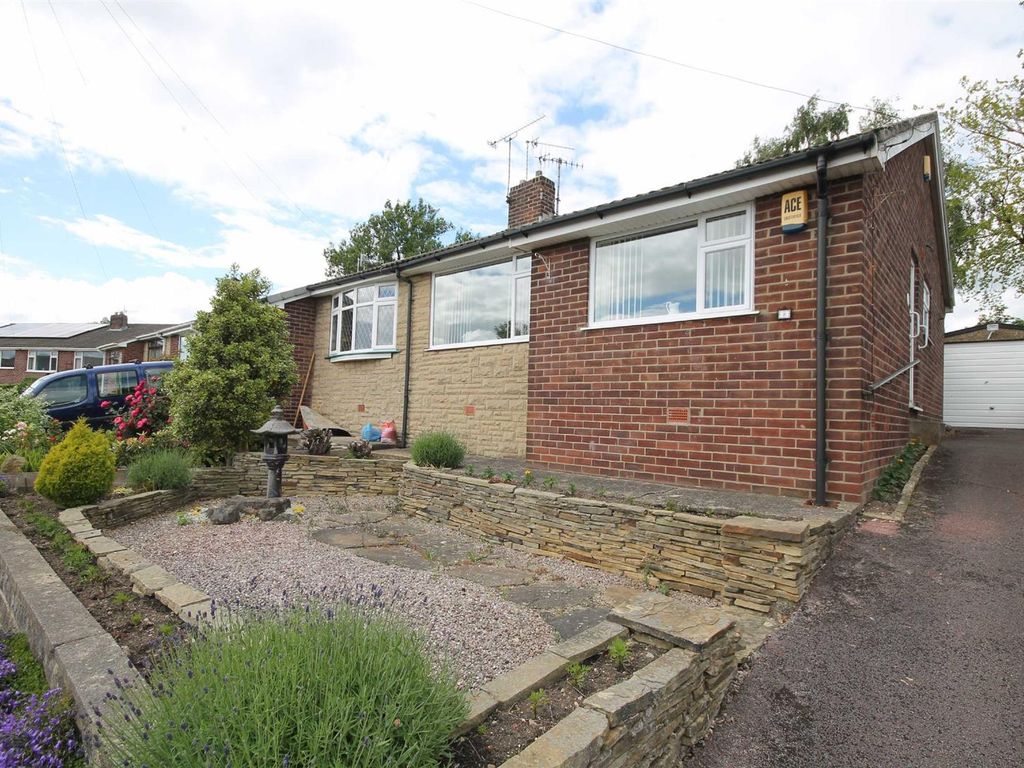 2 bed semidetached bungalow for sale in Colton Close, Dunston