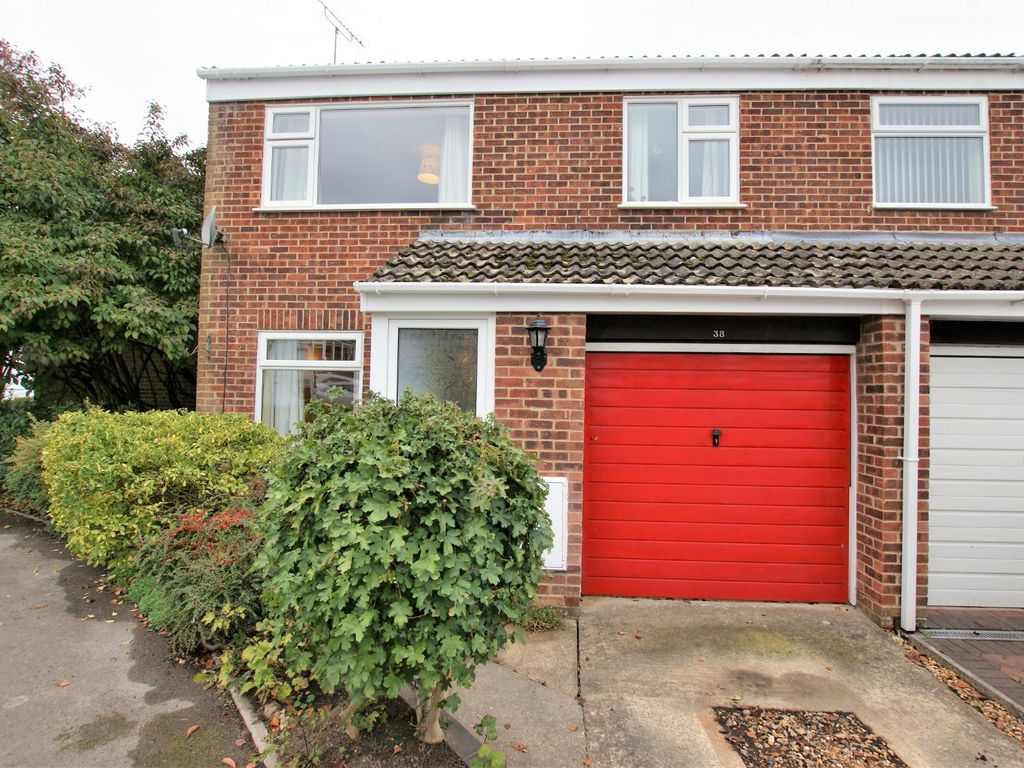 3 bed semidetached house for sale in Coventry Close, Corfe Mullen