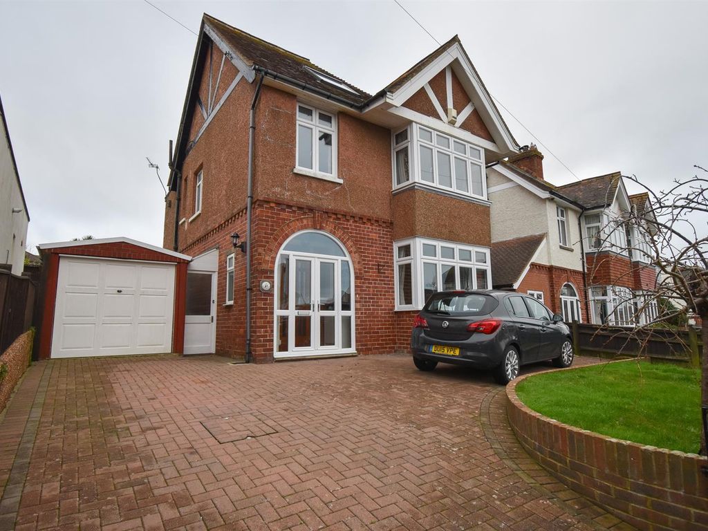 5 bed detached house for sale in Wykeham Road, Hastings TN34, £600,000