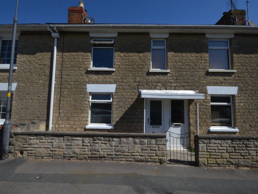 3 bed property to rent in Prospect Place, Swindon SN1 Zoopla