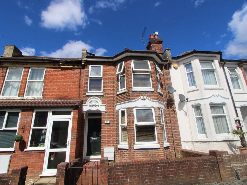 2 bed terraced house for sale in Beech Road, Southampton, Hampshire
