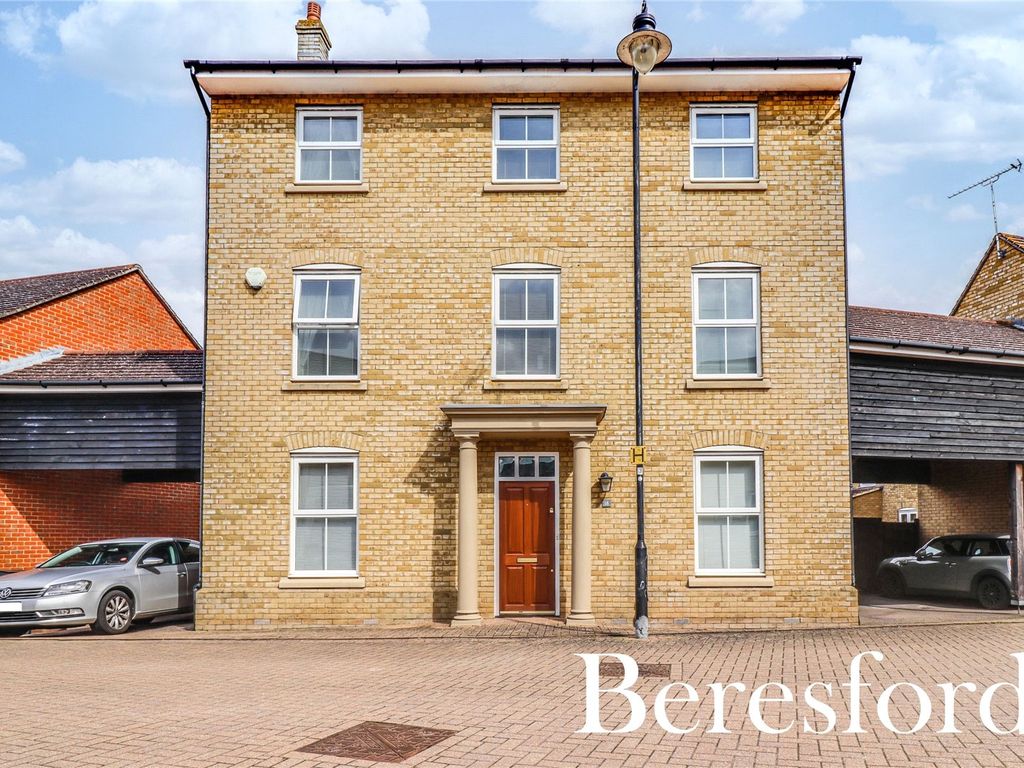 4 bed linkdetached house for sale in Norton Place, Ramsden Heath CM11