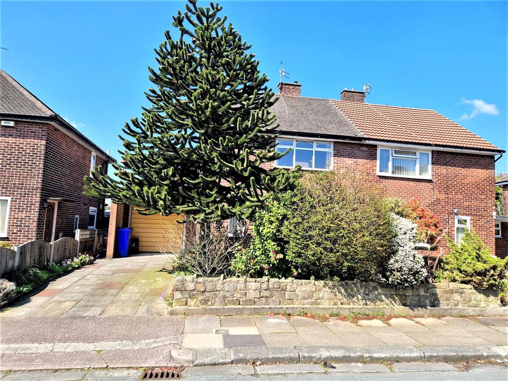 3 bed semidetached house for sale in Langdale Drive, Worsley