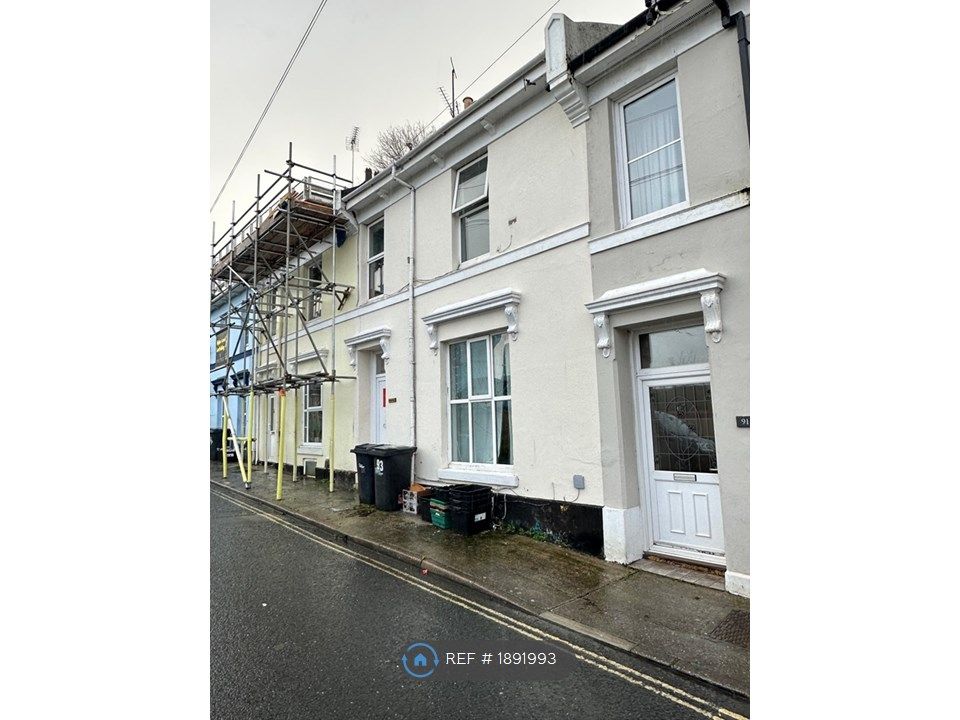 Room to rent in Warren Road, Torquay TQ2, £494 pcm Zoopla