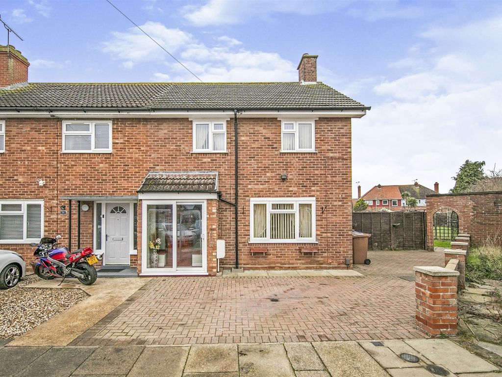 3 bed end terrace house for sale in Parnell Close, Ipswich IP1 Zoopla