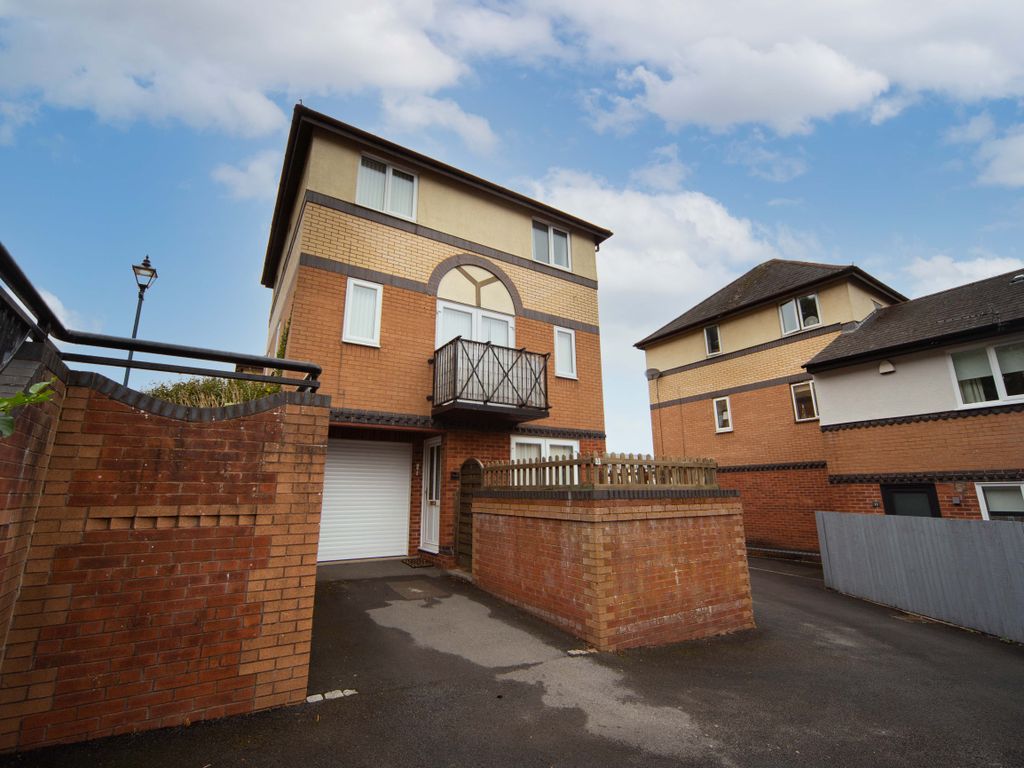 3 bed town house for sale in Plas Glen Rosa, Penarth CF64 Zoopla