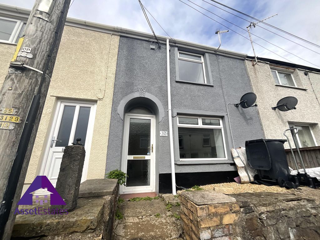 2 bed terraced house to rent in Garn Cross, Nantyglo, Ebbw Vale NP23