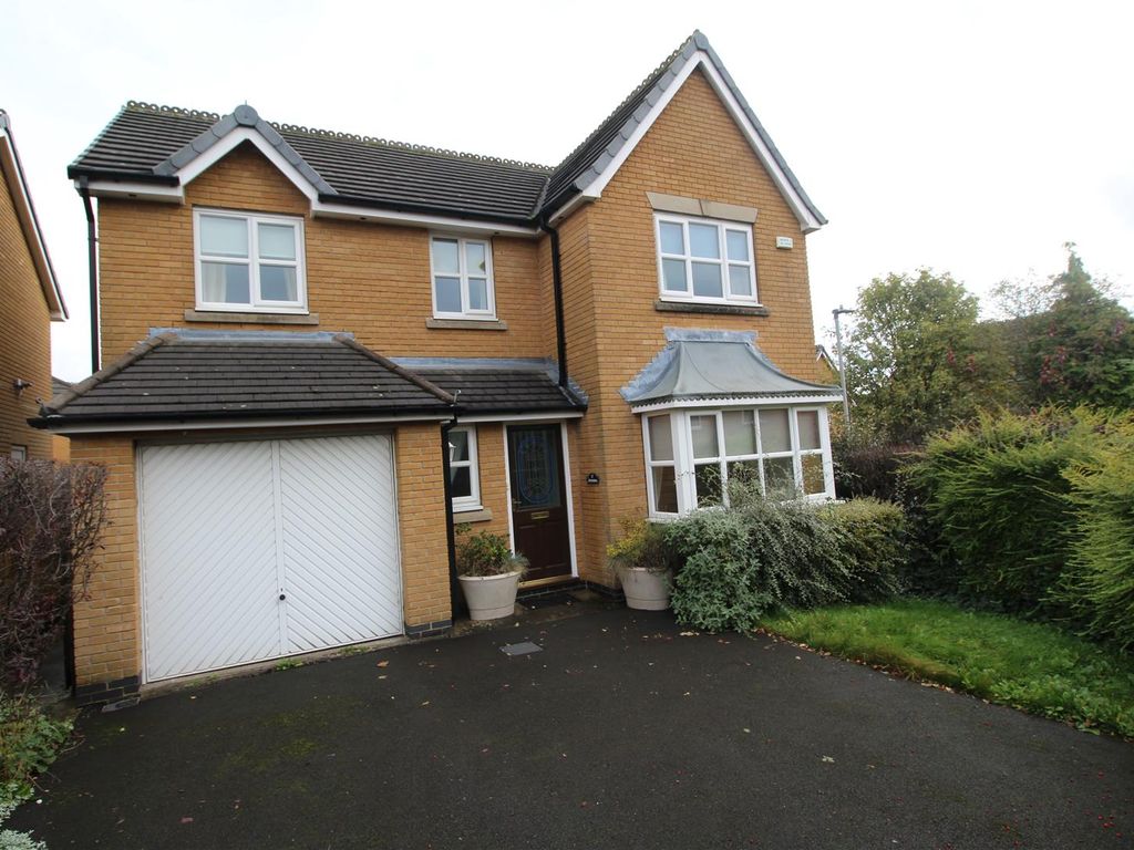 4 bed detached house for sale in Knightsbridge Walk, Bradford BD4, £