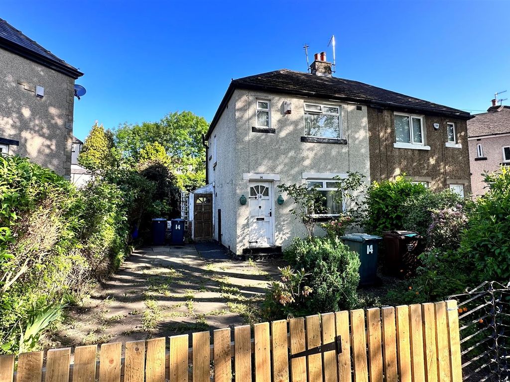 2 bed semidetached house for sale in Ashbourne Road, Bradford BD2 Zoopla