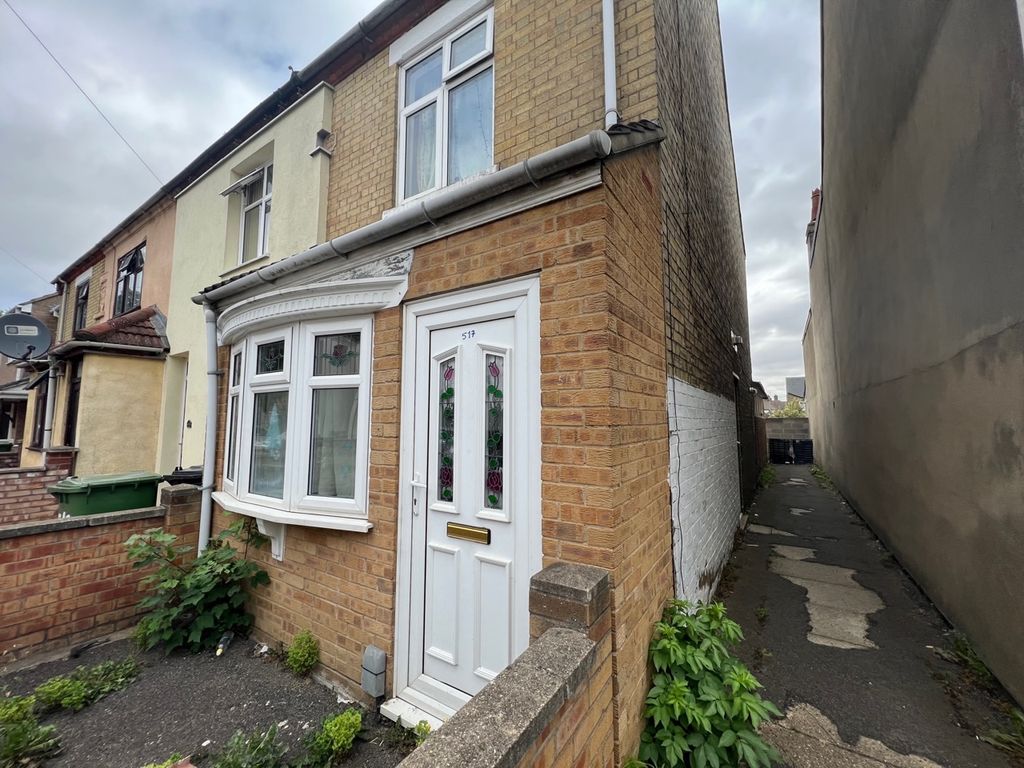 3 bed end terrace house for sale in Gladstone Street, Peterborough PE1