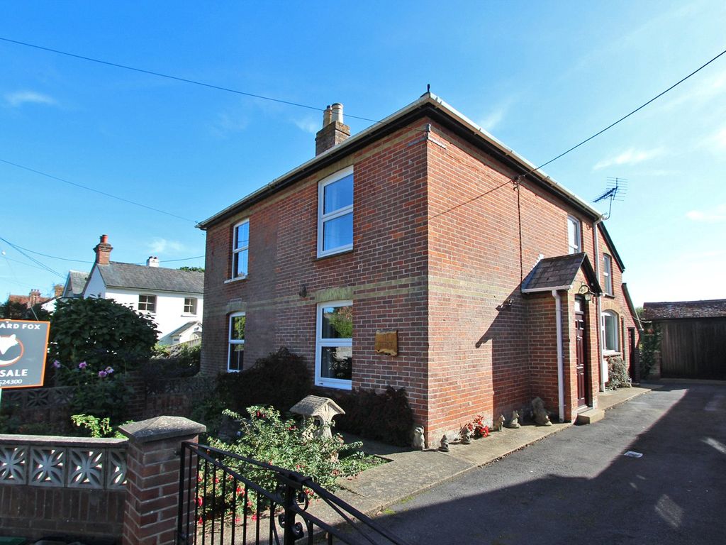 2 bed semidetached house for sale in Balmer Lawn Road, Brockenhurst